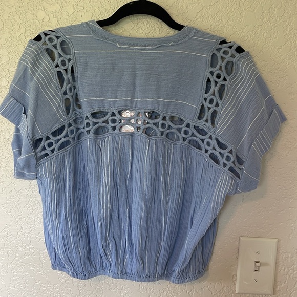 Free People Size XS blue top - Picture 2 of 4
